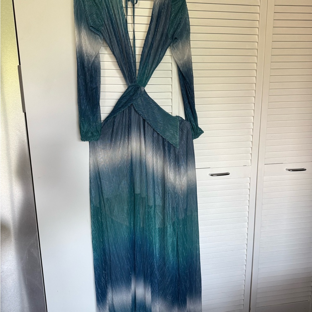 Elegant Blue Ombre Maxi Dress - Picture 6 of 7